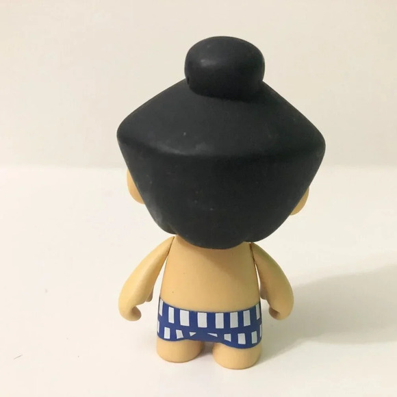 Kidrobot Street Fighter Ryu and Honda Capcom Vinyl 3 Inch  Tall Figures - Picture 13 of 16